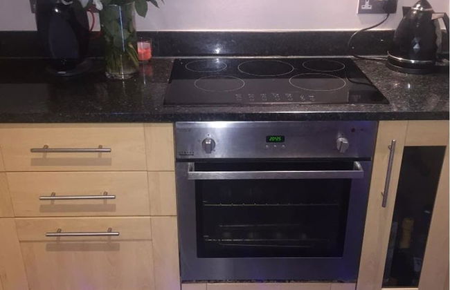 Stunning Apartment with Amazing Views - Photo 5