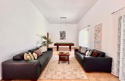 Villa Family - Photo 2