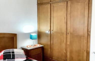 Charming House in Cortiçada with Balcony and Mountain View - Foto 36