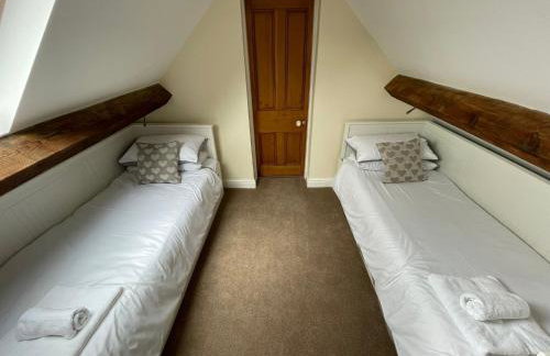 Ivy House - Photo 13