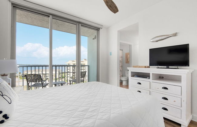 Emerald Dolphin Unit 650 - Foto 2