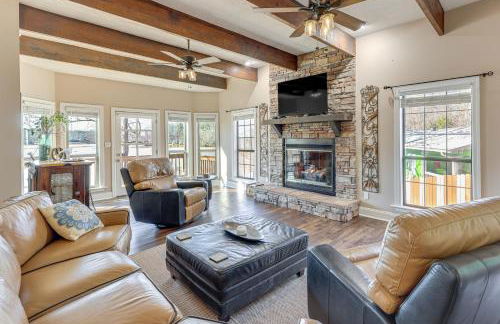 2-Tier Dock with Lift! Jordan Lake Family Retreat - Foto 5