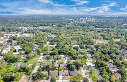 Backyard Oasis-Pool & Grill-Heart of Friendswood - Foto 47