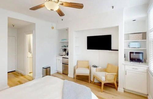 Palm Beach Condo 5 Mins to Beach Heated Pool - Foto 1