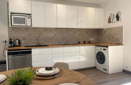 Villa vue mer à 5 minutes à pied du centre ville de Porto-Vecchio - Foto 12