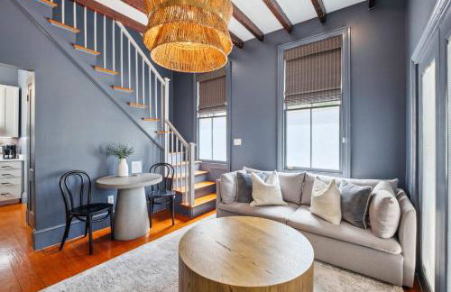 Beautiful Renovated Apartment One Block from King - Foto 1