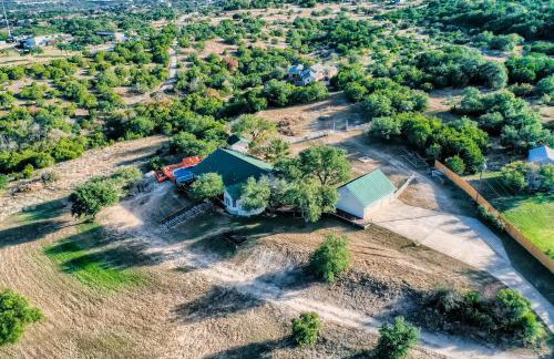 Gorgeous 10 Acre Estate POOL HOT TUB GAME ROOM - Foto 38