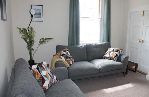 Shrewsbury Georgian town house - Hills Lane - Photo 11