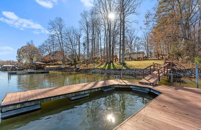 Waking Up Norman Lakefront Getaway w Kayaks Fire Pit Lake Views - Foto 11