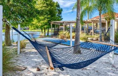 Restful 4BR 3BA with BBQ, Heated Pool & SPA - Foto 44