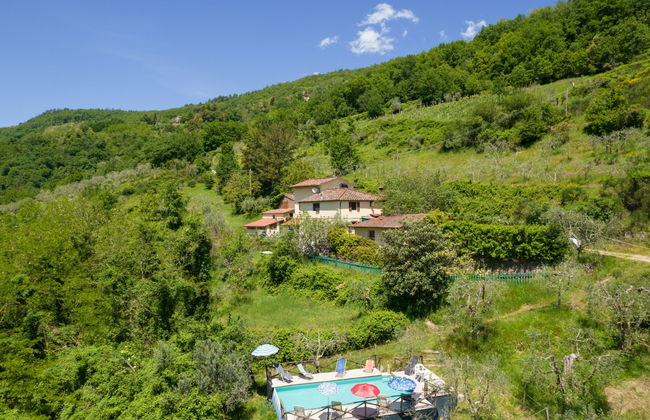 3 bedroom House in Pontassieve with private pool and garden - Photo 1