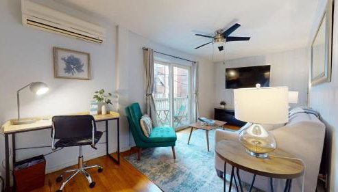 Cozy 1 bed, 1 bath in Brookline Village - Foto 3