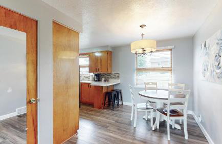 The Halftime Highlight-Big Plays, Comfy Stays - Foto 7