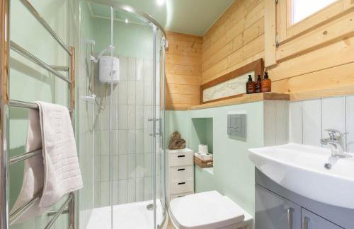 Beautiful Danford House & Lodge with Hot Tub - Foto 52