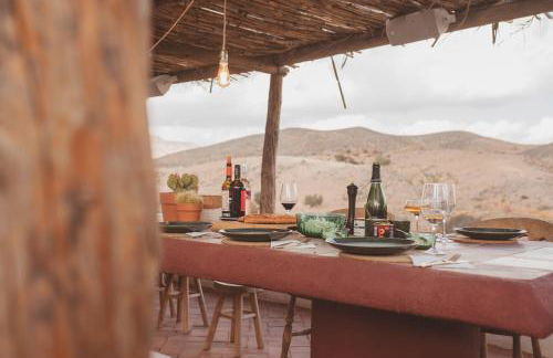 Cortijo Banana, villa rural para grupos grandes y piscina privada entre olivos - Foto 4