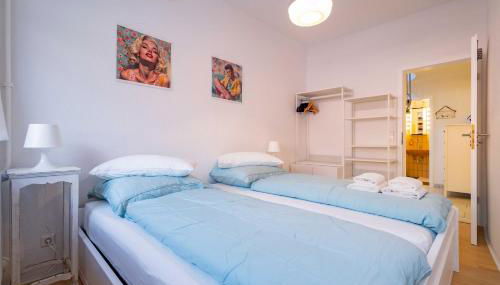 Charmante Wohnung -Altes Kino- 2SZ-2Bad-Terrasse-Netflix - Foto 4