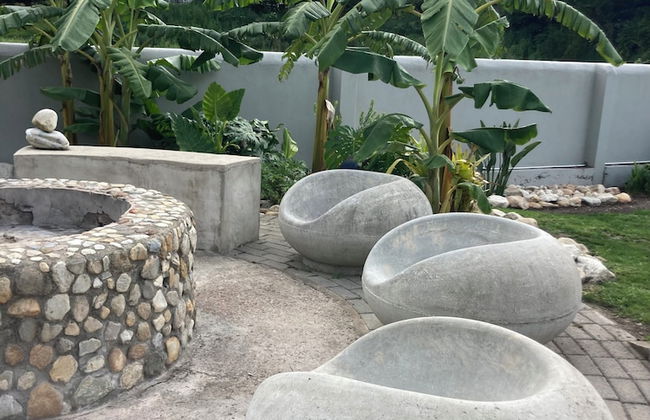 A Riverbed Guesthouse - Photo 63