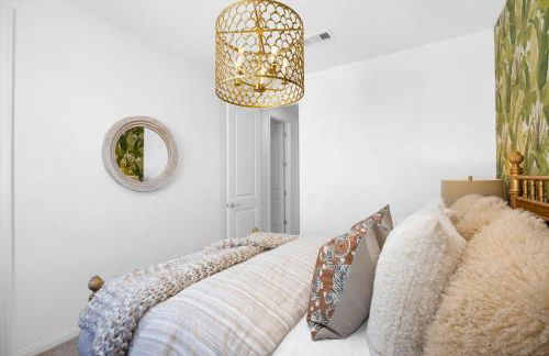 Marbella Lane - Stylish Dream Home in RMV w Pool - Foto 25