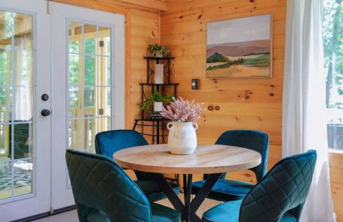 Dog-Friendly A-Frame with Hot Tub and Firepit - Foto 14