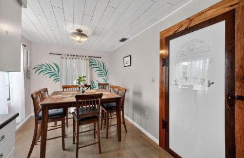 The Lake Home - Beautiful Oasis In The Heart Of Florida! 2 Bedroom Home by RedAwning - Foto 40