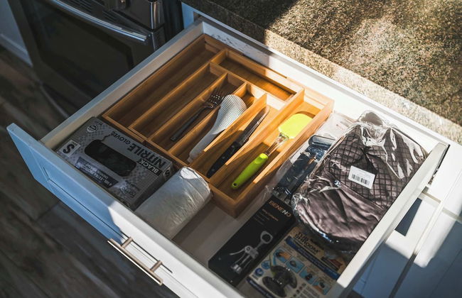 Spacious Retreat w Modern Decor and Private Yard - Photo 24