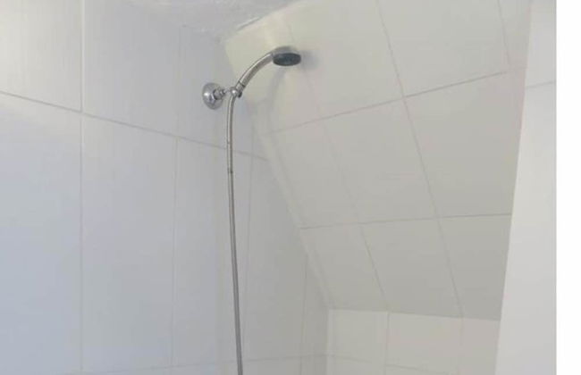 1-bed House Sleeps 4 - Free Parking, Patio, Wifi - Photo 6