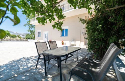 Elena's House - Photo 38