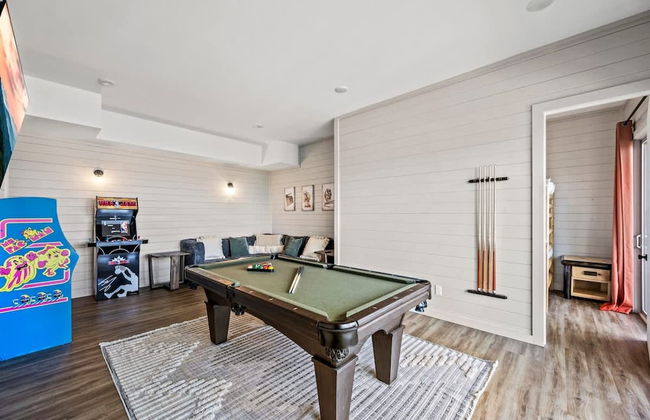 NEW Lake Cabin Sleeps 14 Indoor Pool Hot Tub - Foto 25