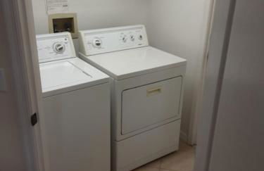 Family Fun Vacation Home 4 Bedroom Villa by RedAwning - Foto 42