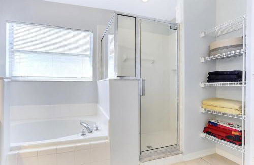 7832 Cozy Gem at Indian Ridge with Pool - Foto 24