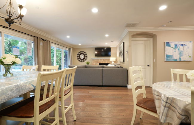 Fantastic 6 bedroom, 4.5 bath home (4 master Suites), pool home - Foto 11