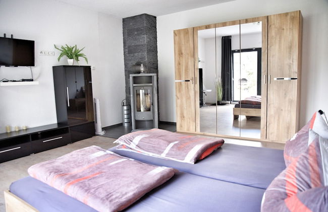 Ground-floor Apartment With Terrace and Large Garden With Lounge Area and Grill - Foto 19