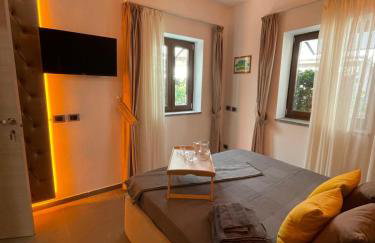 JOIVY Exclusive 2-Bedroom Villa with Private Garden - 5 minutes from the Colosseum - Photo 20