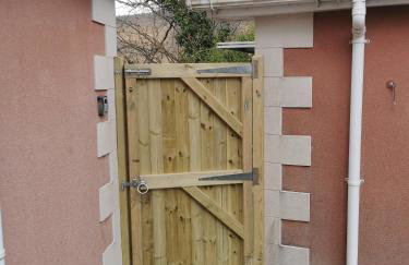 Unbeatable Llanberis Location, Detached with Parking, Snowdon Views. - Photo 39