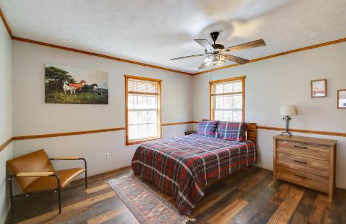 Modern-Rustic Love Cabin in Cosby Deck and Grill - Foto 16