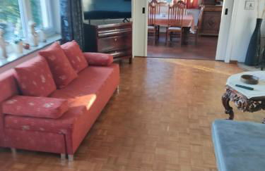 FeWo Aurich Zentrum EG 3 Schlafzimmer und FeWo OG 4 Schlafzimmer - Foto 22