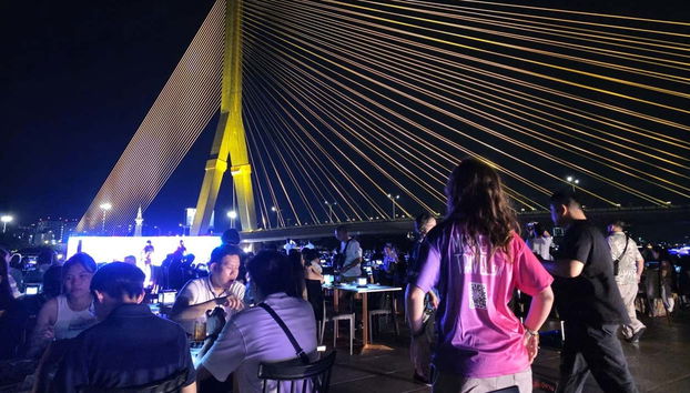 Chao Phraya River Dinner Cruise - Foto 4