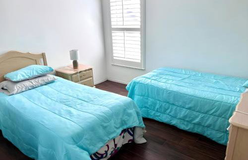 Brittany - Perfect 3 BR Pool Home - Foto 14