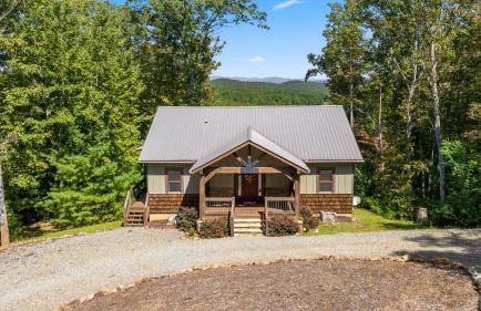 A Mornings Mist - Scouts Overlook - Romantic Retreat, Hot Tub, Cozy Fireplace, Mountain Views at Scouts Overlook - - Foto 57