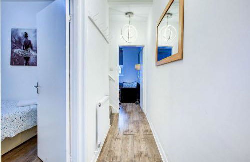 Newly Refurbished 3 Bed 2.5 Bath House in Staines - Foto 13