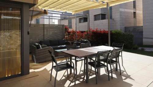 AT014 A pocos metros de la playa, equipamiento completo, piscina comunitaria - Foto 5