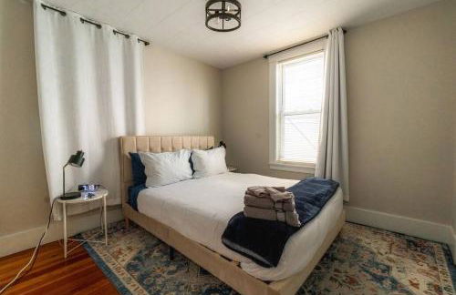 Walk to Downtown Salem with Arcade- Free Parking! - Foto 27