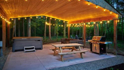 Dollybrook 9 Pet Friendly Community Pool Groups Welcome - Photo 5