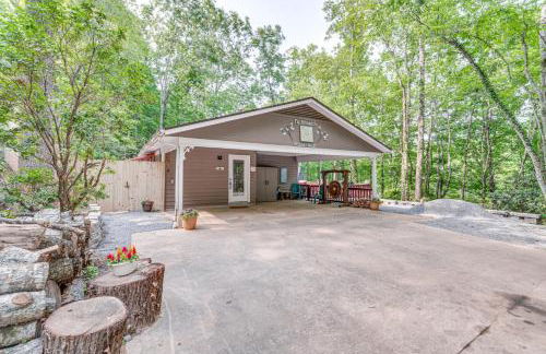 Cozy Hideaway with Grill, 17 Mi to Asheville - Foto 31