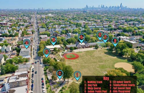 Stylish & Bright Gem Overlooks Lovely Park with Great Amenities - Foto 5