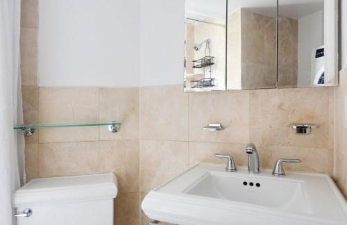 Blueground Nolita private entrance nr Bowery NYC-2054 - Foto 11