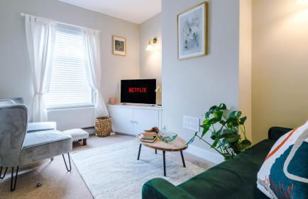 Designer apartments for City Breaks in Chester - Photo 76