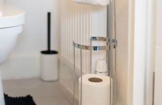 Modern 2-Bed House 10-min to Leeds City Centre - Photo 25