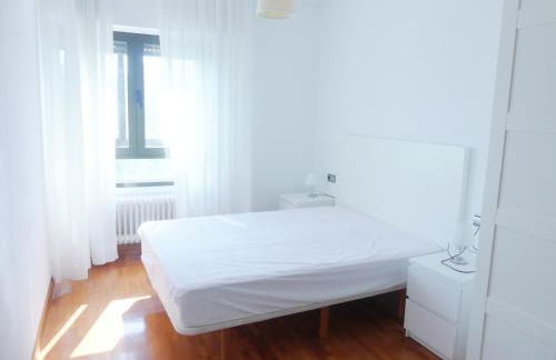 Apartamento luminoso, funcional y amplio en zona hospitalaria - Photo 6