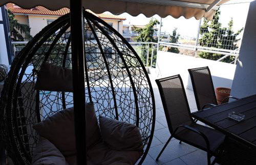 Όμορφο διαμέρισμα με υπέροχη θεα Πυλαια - Photo 2